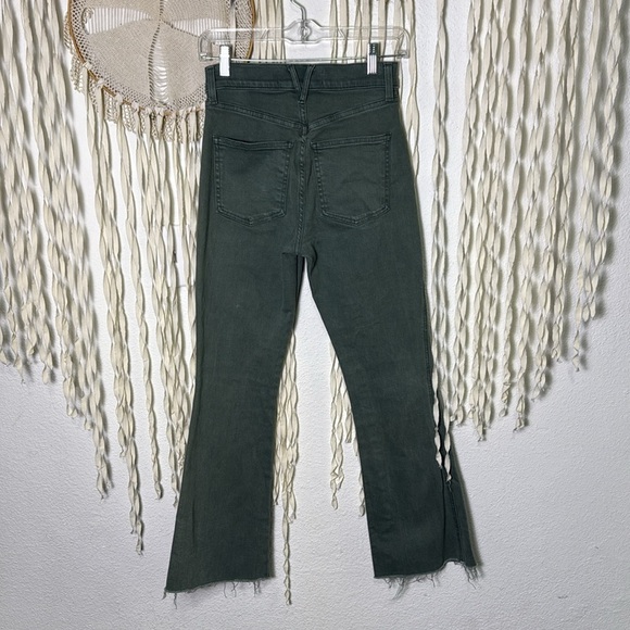 Veronica Beard Carson Flared Raw Hem Ankle Jeans in Green Size 25 - Picture 6 of 14